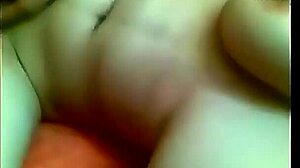 Amatérska iránska manželka zažíva brutálny sex a sténa v HD videu