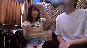 पतली और सुंदर जापानी लड़की मिज़ुकी एक पूर्ण फिल्म में ऑनलाइन