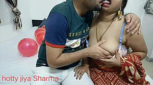 Intialainen äitipuoli ja poikansa kuuma seksi
