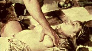 La visita di Lord George Herberts a un harem esotico continua in questo racconto erotico vintage